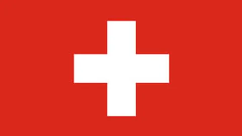 “红魔激情燃情，主场旗帜挥舞，歌声齐鸣共谱曼联辉煌篇章！”